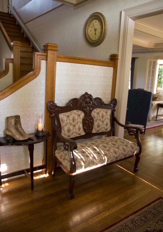 Bayside Bed And Breakfast Everett Ngoại thất bức ảnh
